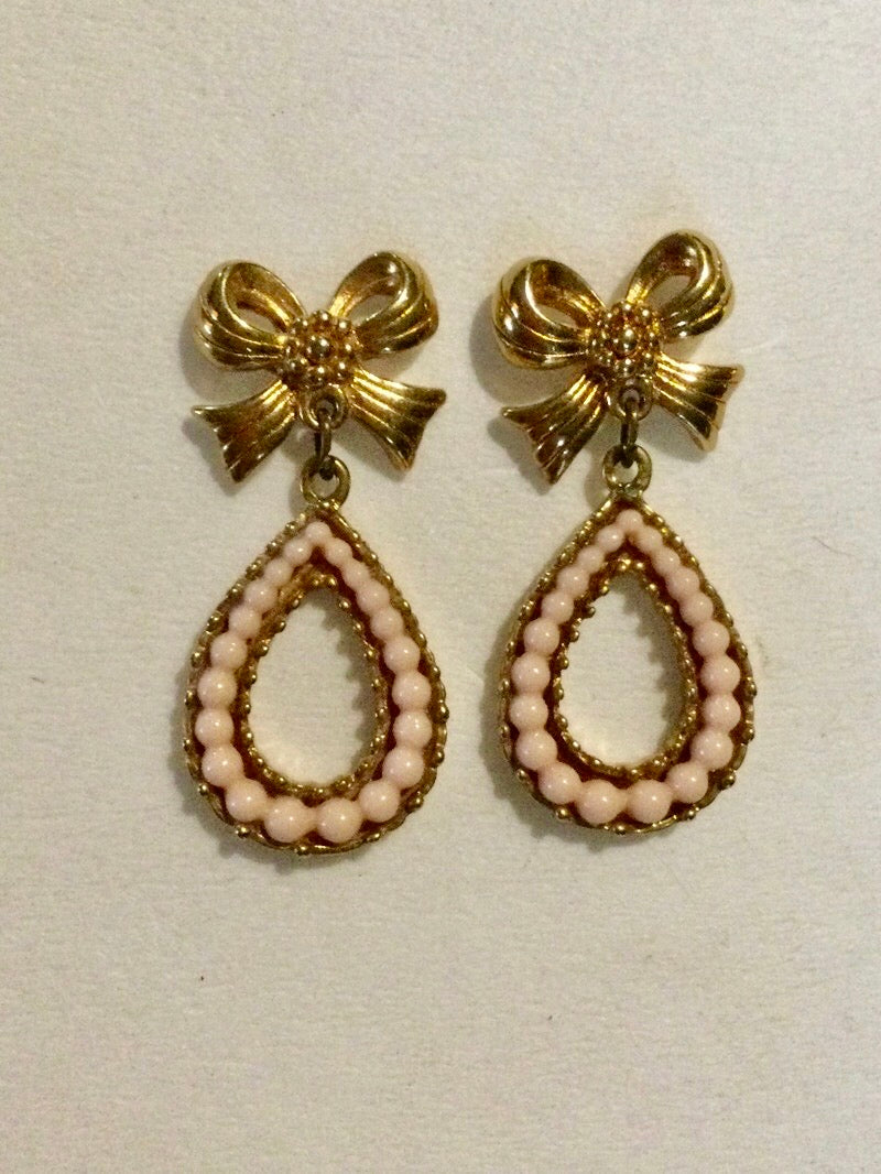 Avon ‘Isn’t it Romantic’ Earrings