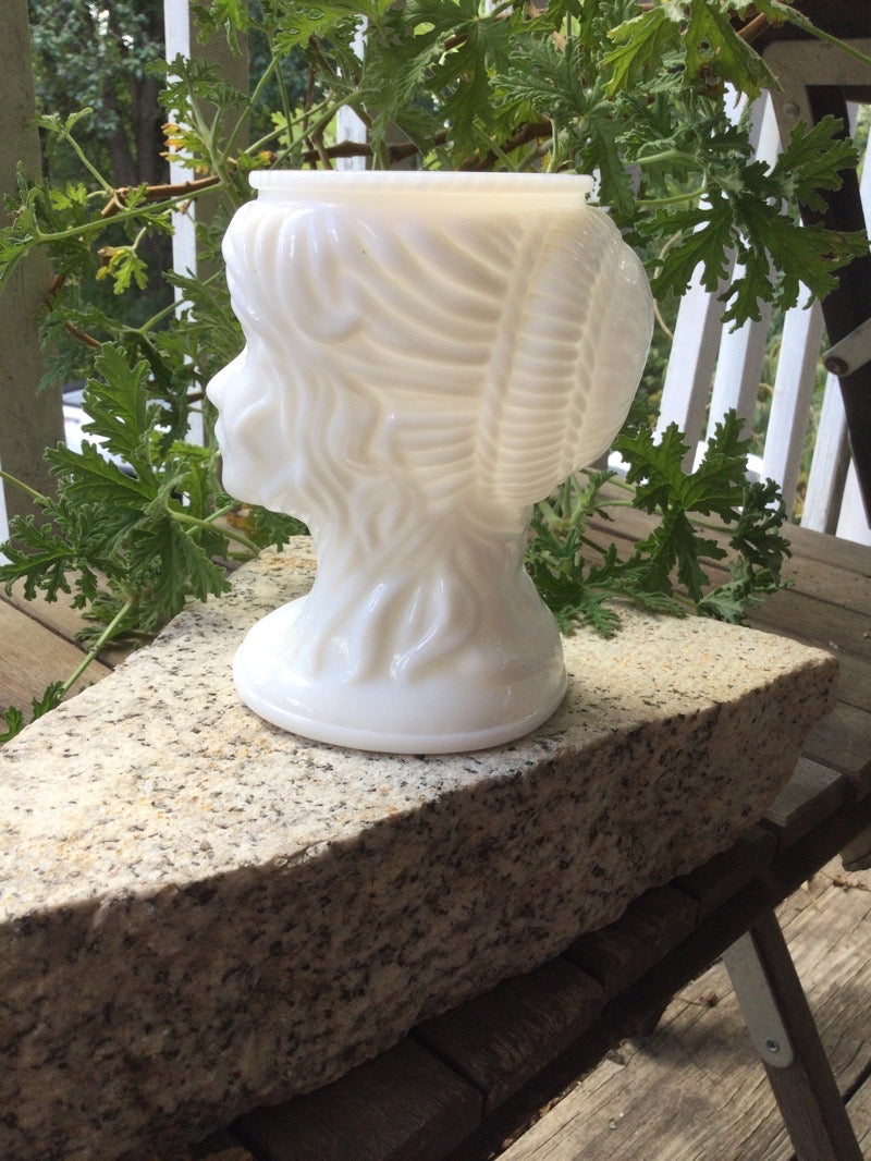 Vtg Milk Glass Vase