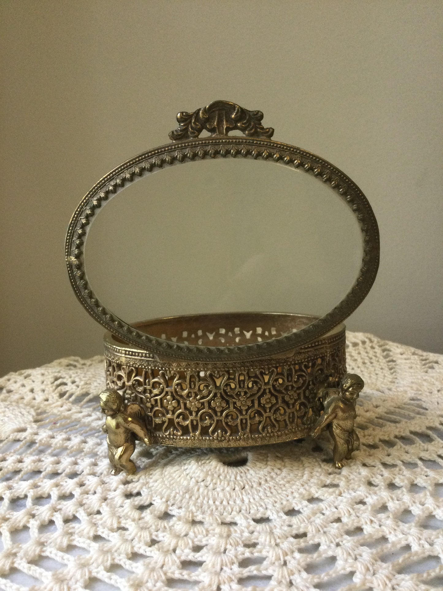 (EC#) Cherub Footed Ormolu Jewelry Box