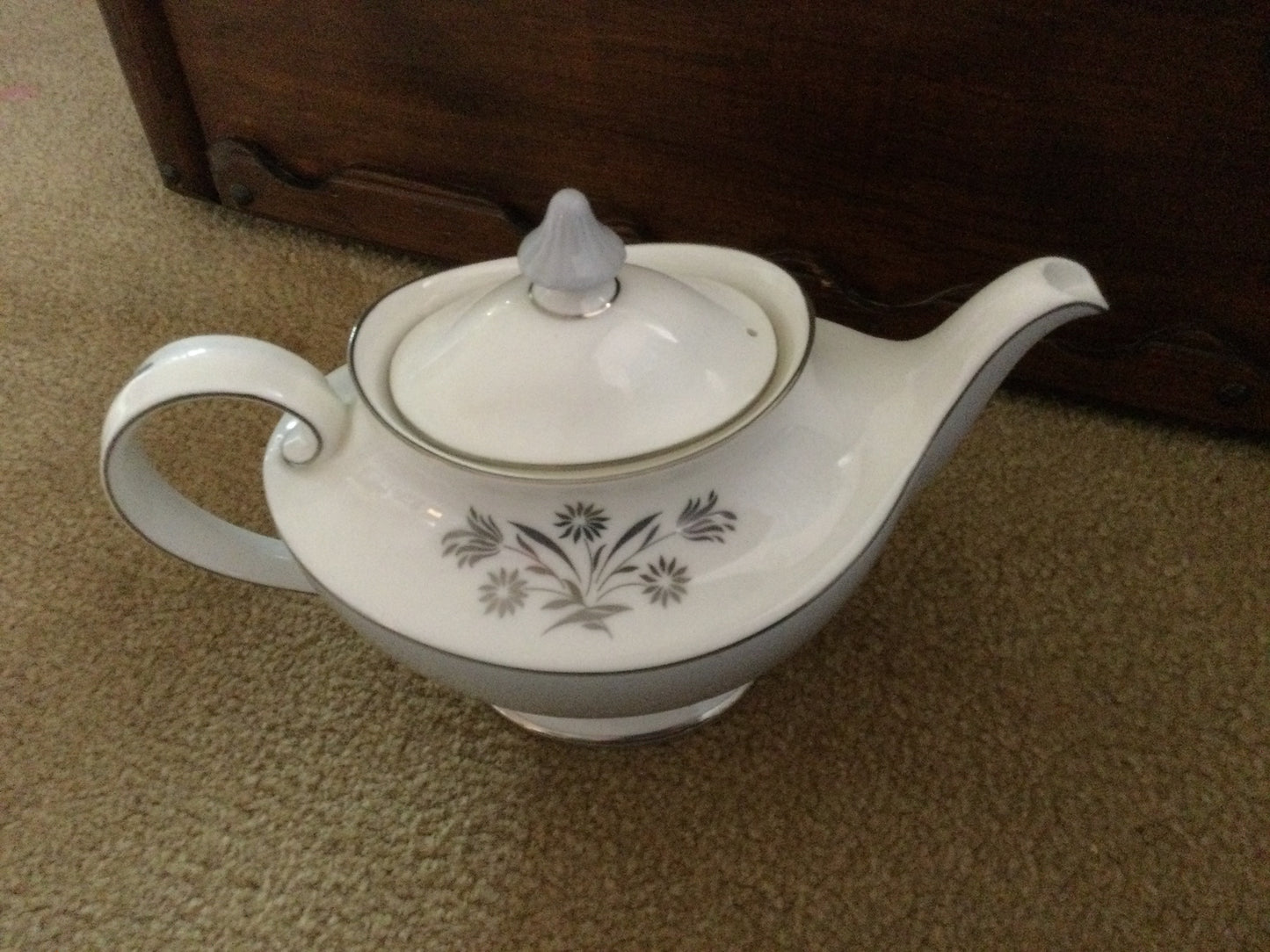 Royal Doulton Kingsmere Bone China Teapot with Lid