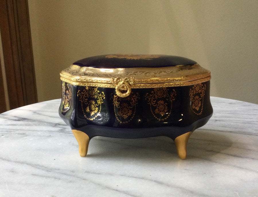 (C#)Imperial Limoges Jewelry Box