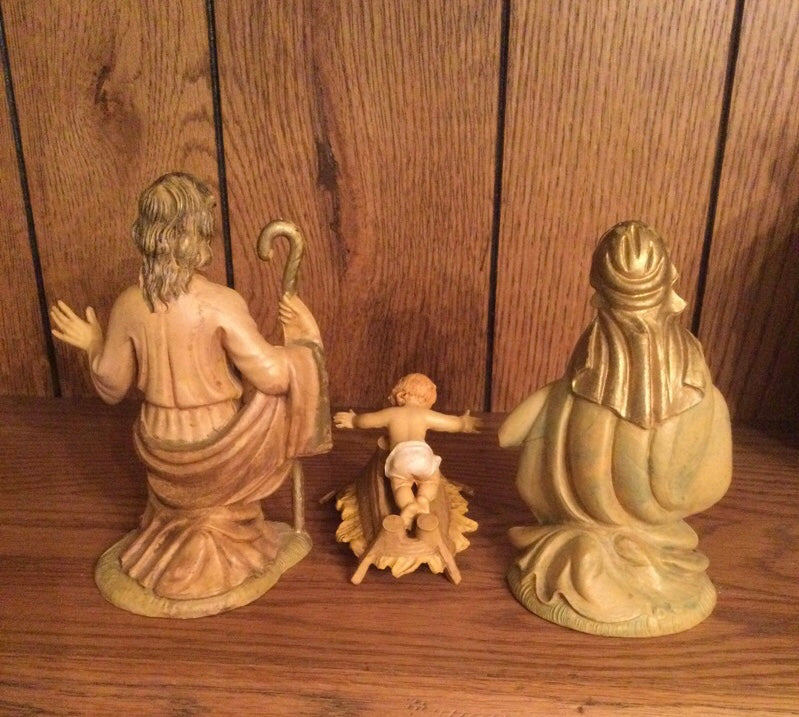 (UA#)Holy Family Nativity Figures Italy