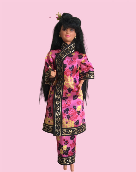 (K#) Mattel 1993 Dolls of the World Chinese Barbie